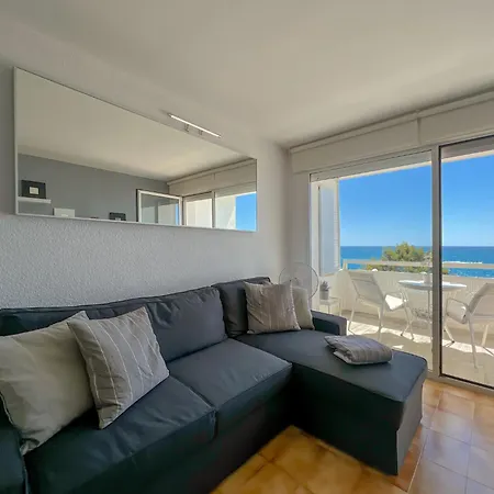 Apartment Beachfront Gateway In